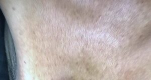 Geile Oma mit SchlauchTitten Geile Oma mit Fickschlauch Titten