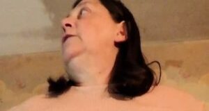 Dauergeile Rentner Fotze aus Zürich Rentner Fotze aus Zürich lässt sich von jedem Ficken