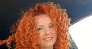 Rote Hexe ficken Rote Hexe will gefickt werden