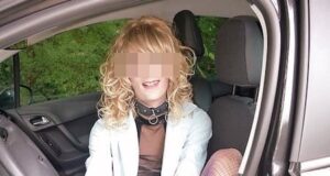 Geile Parkplatz Transe will dich entsaften Geile Parkplatz Transe will dich entsaften