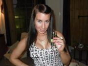 Geschiedene Frau sucht private Sextreffen Geschiedene Frau sucht private Sextreffen