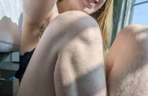 Behaarte Blondine sucht AO-Sex Treffen