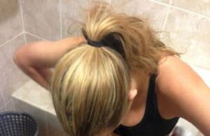 Das Kaviar Luder will als Klofotze benutzt werden