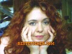 Devote Sexsklavin sucht dominanten Mann Devote Sexsklavin will benutzt werden